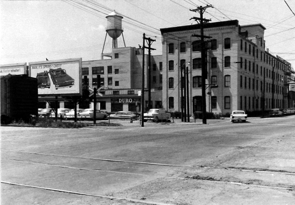 Duro, Monument Avenue 1959